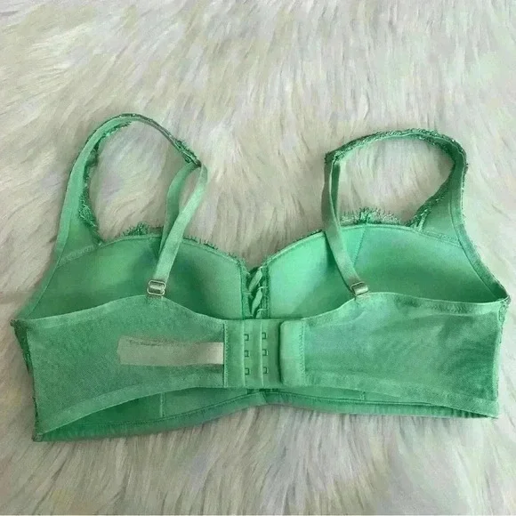 Victoria's Secret Dream Angels Mint Lace Bralette Medium - Picture 4 of 8
